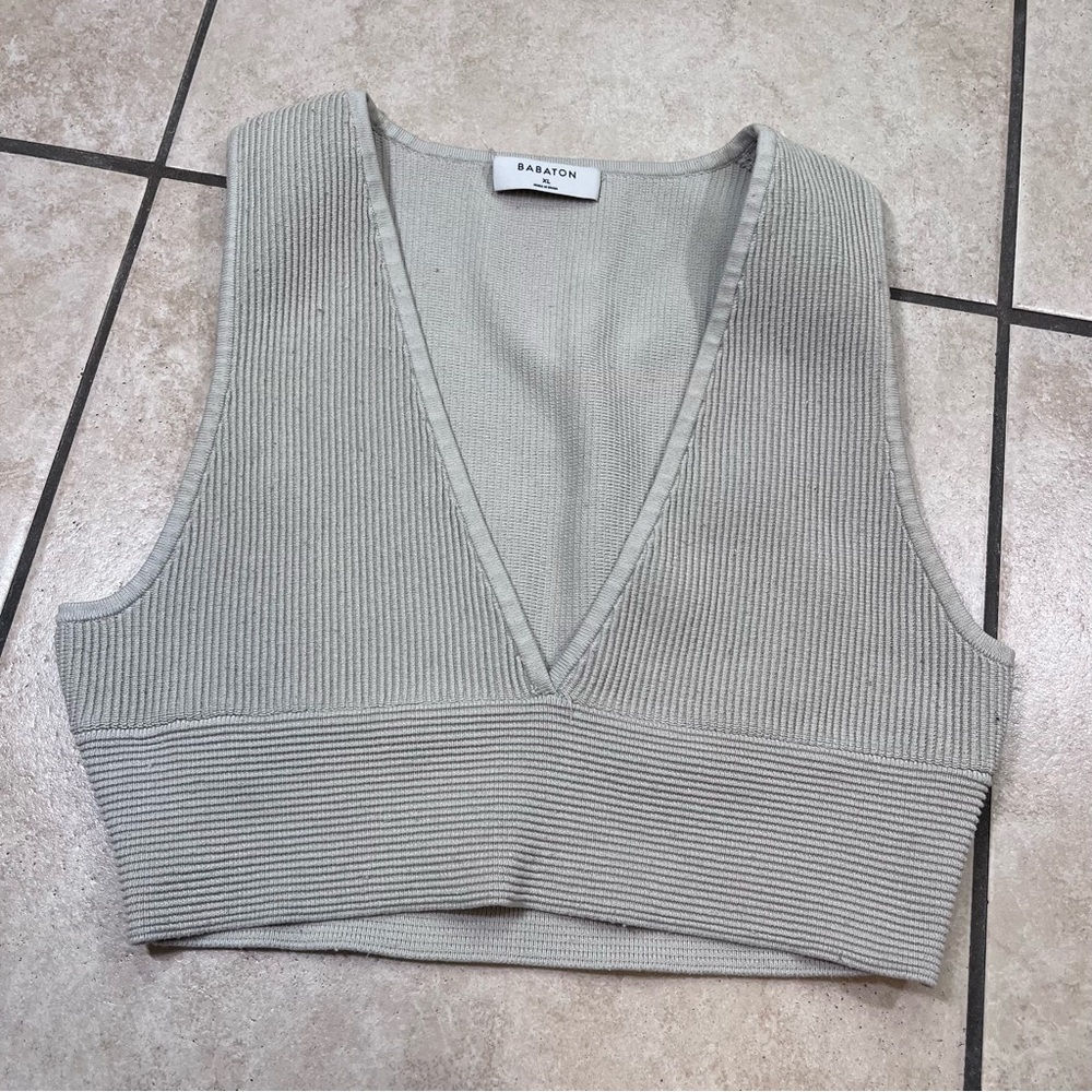 Aritzia Babaton Carlotta Deep V Neck Cropped Ribbed Tank Top XL